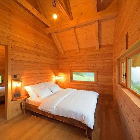 Granaries Pear & Walnut Holiday home *