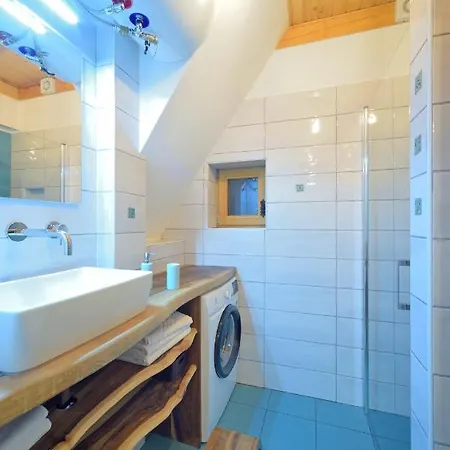 Holiday home Granaries Pear & Walnut